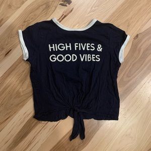 ⭐️ High Fives & Good Vibes Shirt Size M